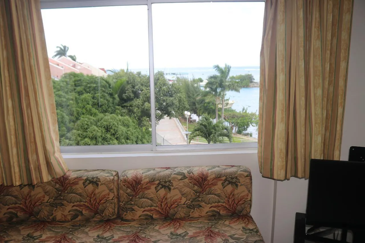 Angel Fish Beach Suite At Turtle Towers Ocho Rios 0*,  Giamaica