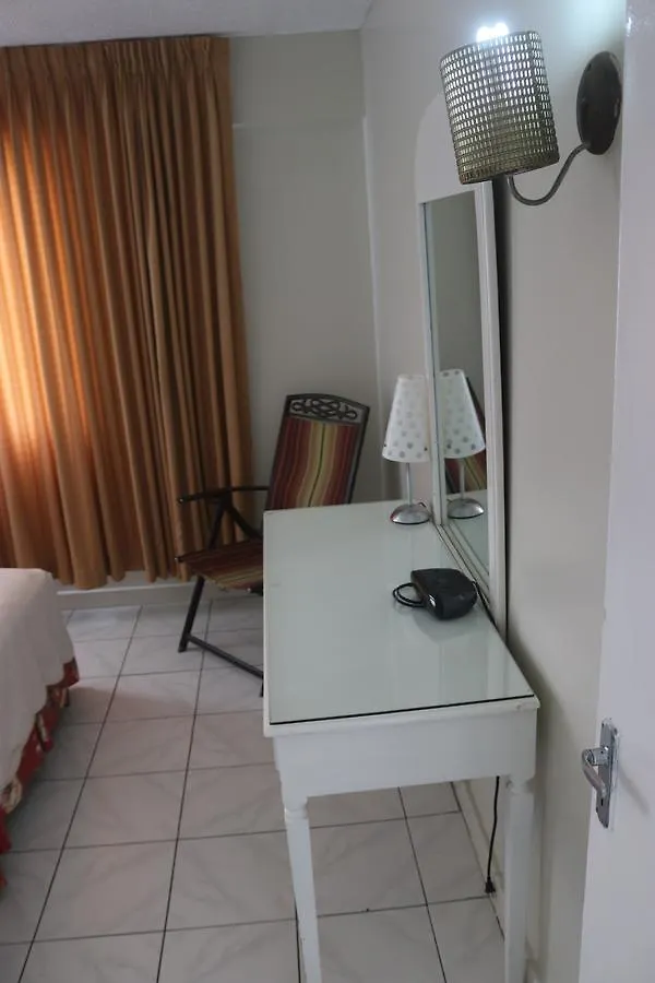 Appartamento Angel Fish Beach Suite At Turtle Towers Ocho Rios